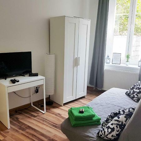 Apartament Nr 15 - 2 Pokoje Z Prywatnymi Lazienkami Centrum Poznań Exterior foto