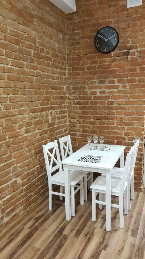 Apartament Nr 15 - 2 Pokoje Z Prywatnymi Lazienkami Centrum Poznań Exterior foto